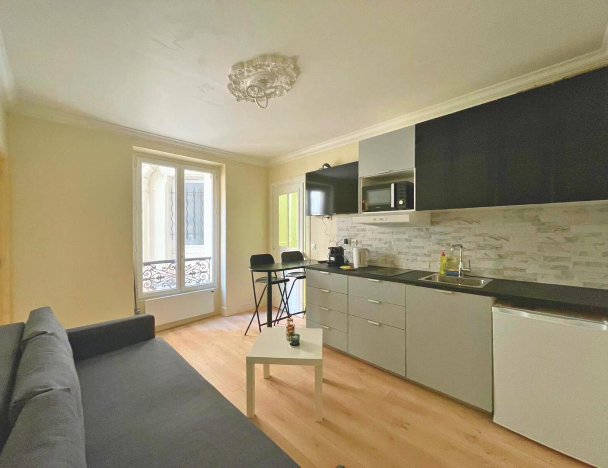 Chambre Lit Double Et Salon Avec Canape-Lit A 10 Minutes Des Champs Elysees Paris Exterior photo