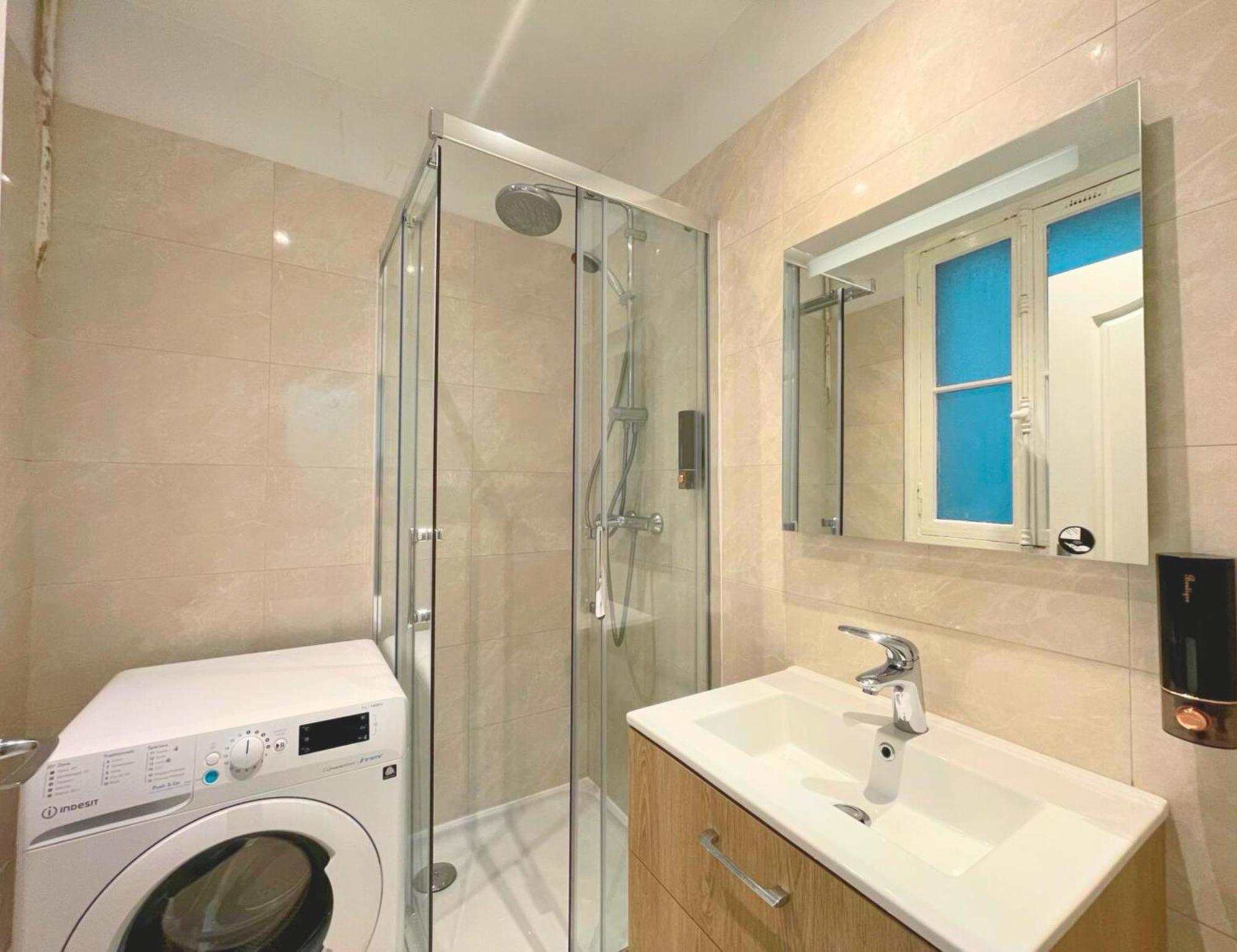 Chambre Lit Double Et Salon Avec Canape-Lit A 10 Minutes Des Champs Elysees Paris Exterior photo
