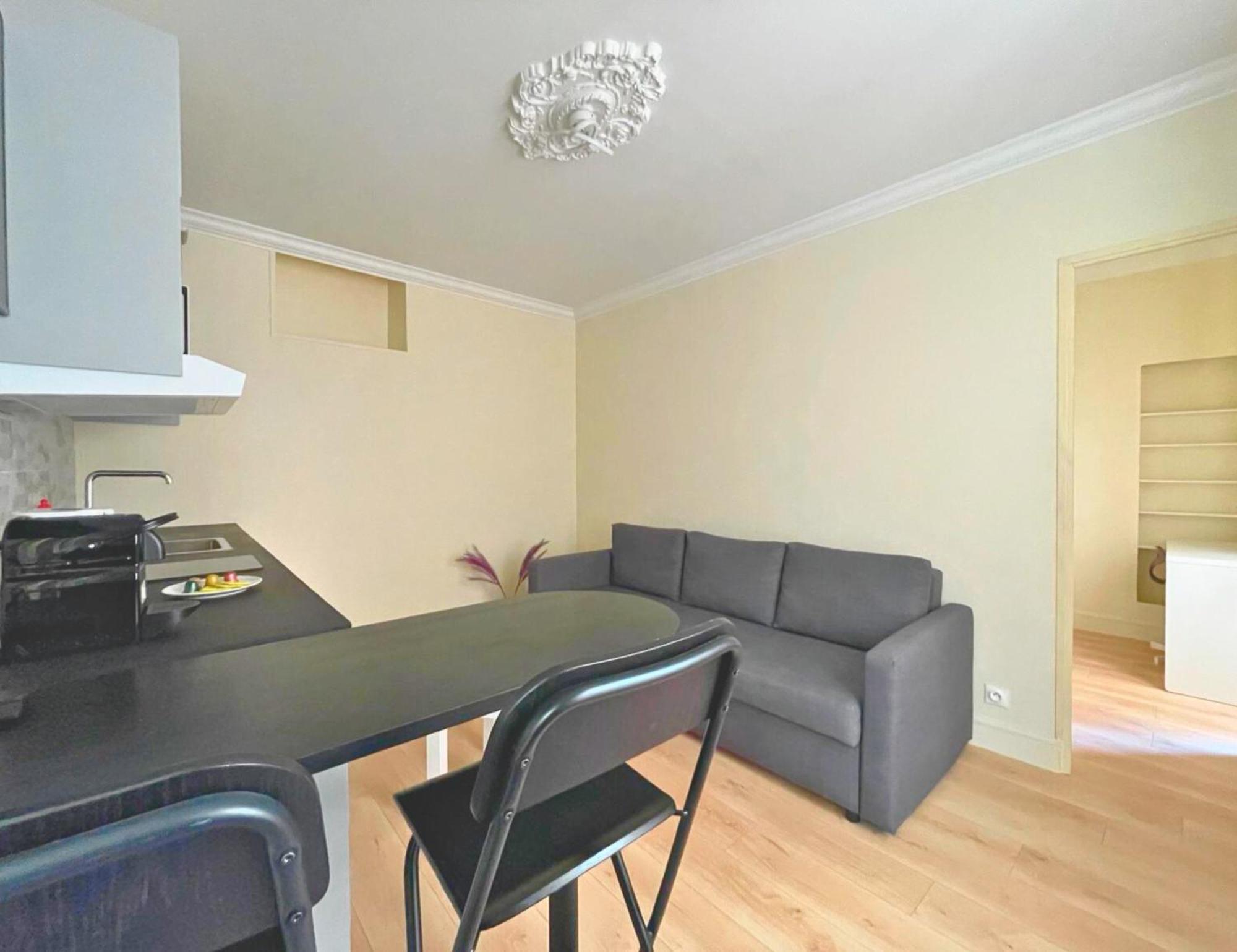 Chambre Lit Double Et Salon Avec Canape-Lit A 10 Minutes Des Champs Elysees Paris Exterior photo